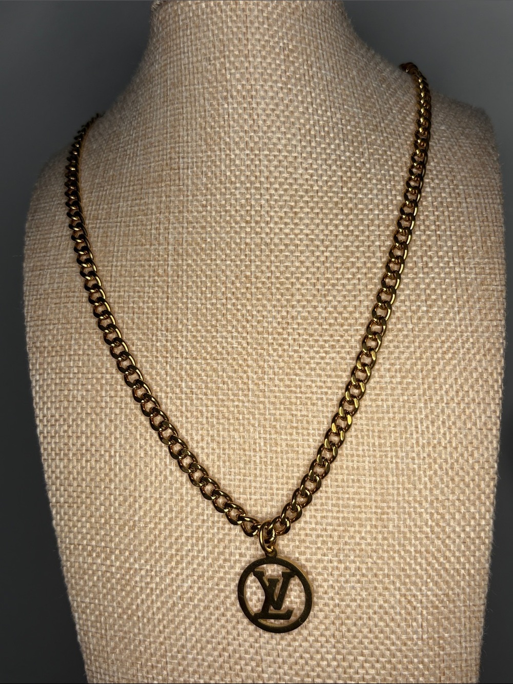 Gold-Tone LV Circle Pendant Chain Necklace - Picture 2 of 2